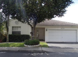 Pre-foreclosure in  NW 124TH TER Fort Lauderdale, FL 33323