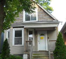 Pre-foreclosure in  S MAY ST Chicago, IL 60621