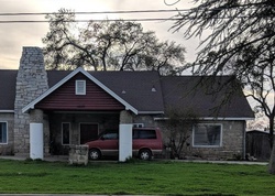 Pre-foreclosure Listing in GRANT AVE MADERA, CA 93638