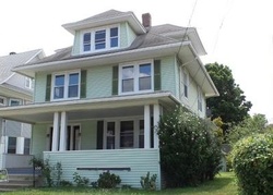 Pre-foreclosure in  EDNA AVE Bridgeport, CT 06610
