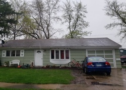 Pre-foreclosure Listing in W MANCHESTER DR WHEELING, IL 60090