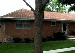 Pre-foreclosure in  S AVENUE H Chicago, IL 60617
