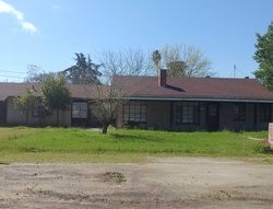 Pre-foreclosure in  E MADISON AVE Fresno, CA 93727