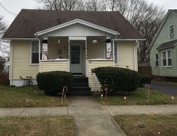 Pre-foreclosure Listing in DEERFIELD ST EAST HAVEN, CT 06512