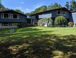 Pre-foreclosure Listing in SUNSET HILL RD BROOKFIELD, CT 06804