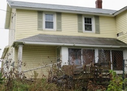 Pre-foreclosure Listing in SOHN ALLOWAY RD LYONS, NY 14489
