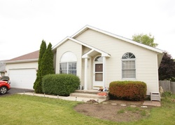 Pre-foreclosure Listing in CEDAR LN GENOA, IL 60135