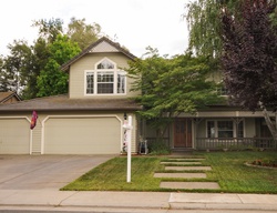 Pre-foreclosure in  PORTO VISTA CT Elk Grove, CA 95624