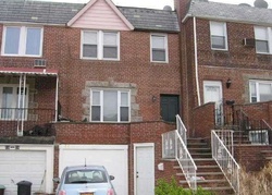 Pre-foreclosure Listing in 52ND AVE MASPETH, NY 11378