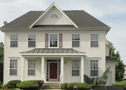 Pre-foreclosure Listing in TIMBER RIDGE RD NORTH BRUNSWICK, NJ 08902