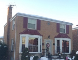 Pre-foreclosure in  W WOLFRAM ST Chicago, IL 60634