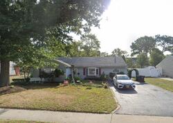 Pre-foreclosure in  PALMER AVE Middletown, NJ 07748