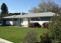 Pre-foreclosure in  W CAMELOT DR Nampa, ID 83651