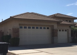 Pre-foreclosure in  S CROSSCREEK DR Chandler, AZ 85249