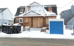 Pre-foreclosure in  MORGAN AVE East Haven, CT 06512