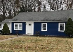 Pre-foreclosure Listing in BIRCHCROFT RD CANTON, MA 02021