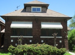 Pre-foreclosure in  S ESSEX AVE Chicago, IL 60617