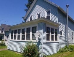 Pre-foreclosure Listing in MAIN ST DUNKIRK, NY 14048