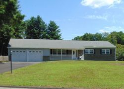 Pre-foreclosure Listing in CASABLANCA CT CLIFTON PARK, NY 12065