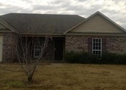 Pre-foreclosure Listing in HUNTERS RUN DR BENTON, AR 72015