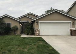 Pre-foreclosure in  MARCH MEADOWS WAY Bakersfield, CA 93313