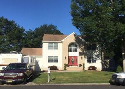 Pre-foreclosure in  MERMAID DR Manahawkin, NJ 08050