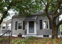 Pre-foreclosure Listing in DIAMOND ST POTTSTOWN, PA 19464