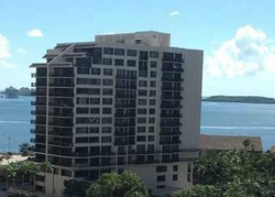 Pre-foreclosure in  BRICKELL KEY BLVD  Miami, FL 33131