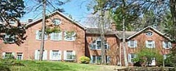 Pre-foreclosure Listing in DEERCLIFF RD AVON, CT 06001