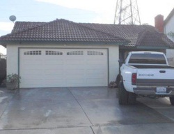  Woodland Dr, Fontana CA