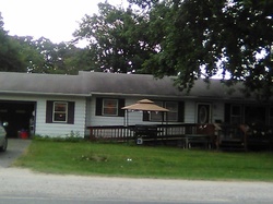 Pre-foreclosure in  N BROADWAY AVE Salem, IL 62881