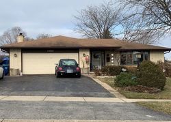 Pre-foreclosure in  BALDWIN TRL Hickory Hills, IL 60457