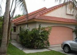 Pre-foreclosure in  NW 4TH CT Deerfield Beach, FL 33442