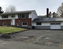 Pre-foreclosure Listing in OXFORD RD NEW WINDSOR, NY 12553