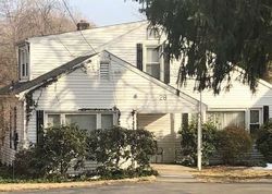 Pre-foreclosure Listing in NICHOLS AVE SHELTON, CT 06484