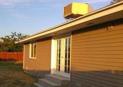 Pre-foreclosure Listing in S ELM ST PIXLEY, CA 93256