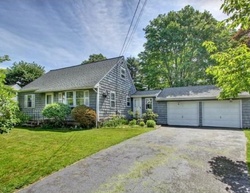 Pre-foreclosure in  SASAPEQUAN RD Fairfield, CT 06824