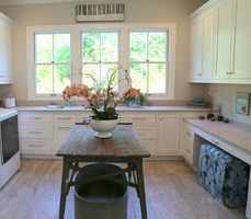 Pre-foreclosure in  FLAT ROCK RD Louisville, KY 40245