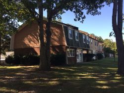 Pre-foreclosure Listing in BRIAR MILLS DR BRICK, NJ 08724