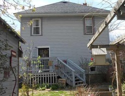 Pre-foreclosure in  MELVIN AVE Liverpool, NY 13088