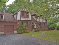 Pre-foreclosure Listing in WILLOW DR LITTLE SILVER, NJ 07739