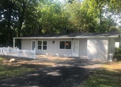 Pre-foreclosure in  AMADOR PKWY Rochester, NY 14623