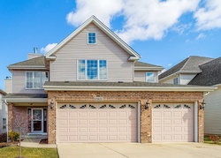 Pre-foreclosure in  ROBBINS ST Winfield, IL 60190
