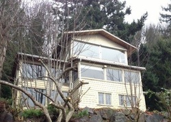Pre-foreclosure in  47TH AVE SW Seattle, WA 98146