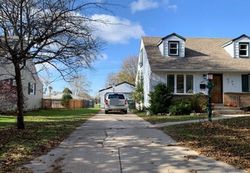 Pre-foreclosure in  MANSFIELD DR Greendale, WI 53129