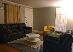 Pre-foreclosure in  SEYMOUR AVE West Hartford, CT 06119