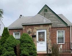 Pre-foreclosure Listing in 226TH ST CAMBRIA HEIGHTS, NY 11411