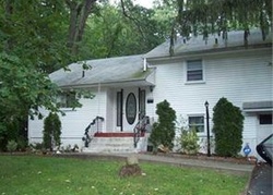Pre-foreclosure Listing in FREEDMAN AVE NANUET, NY 10954