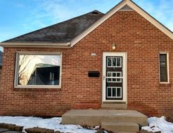 Pre-foreclosure in  S 57TH ST Milwaukee, WI 53219