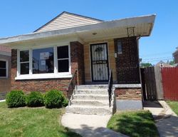  W 73rd St, Chicago IL